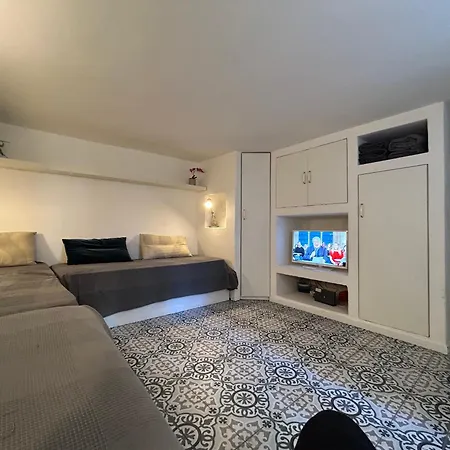 Apartment Nanhome By World Finale Ligure